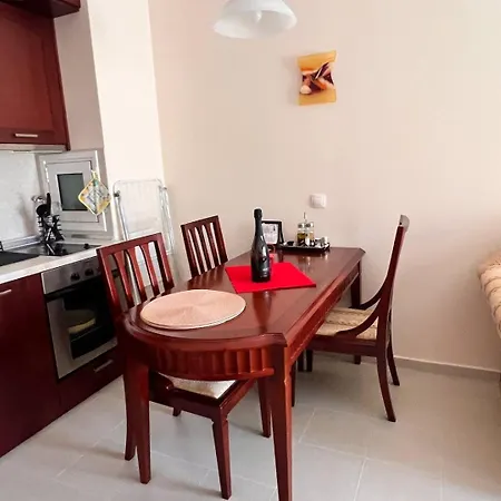 Emily Downtown Apartman Banszko